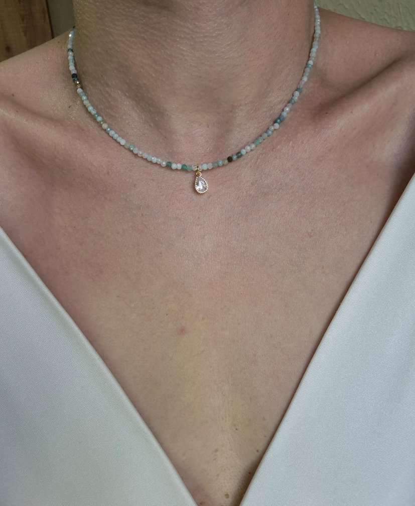 Chocker amazonita facetada e pingente gota