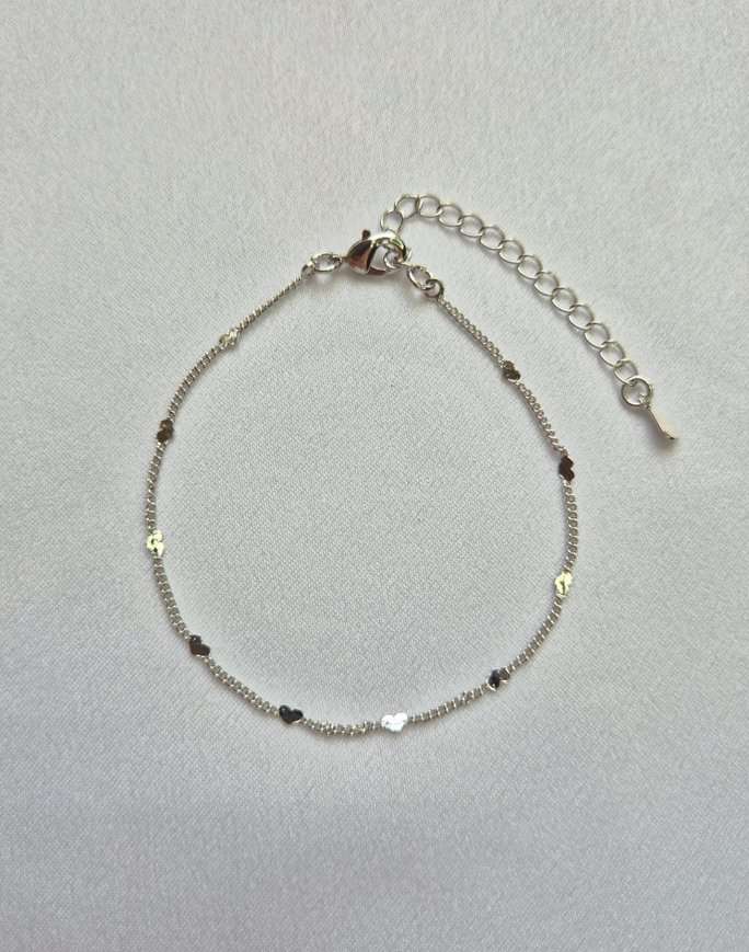 Pulseira corações chapinhas banhada a ródio