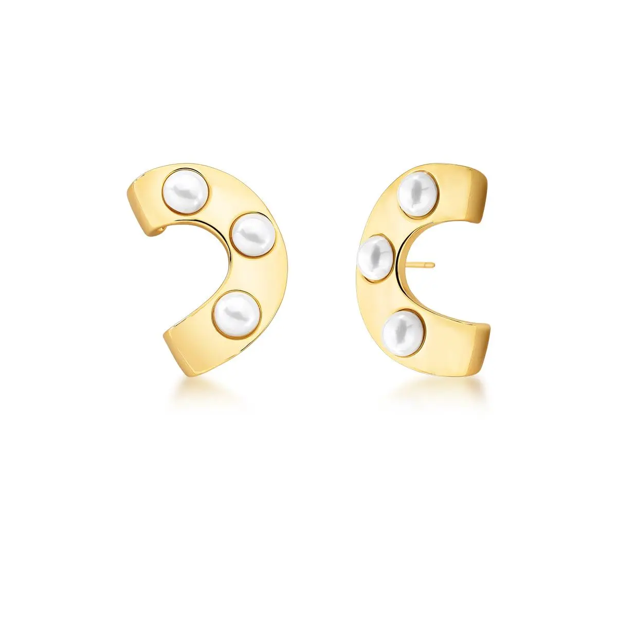Brinco ear cuff curvo pérolas shell banhado a ouro 18k