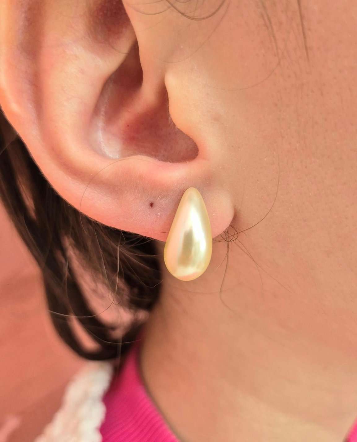 Brinco gota pérola banhado a ouro 18k