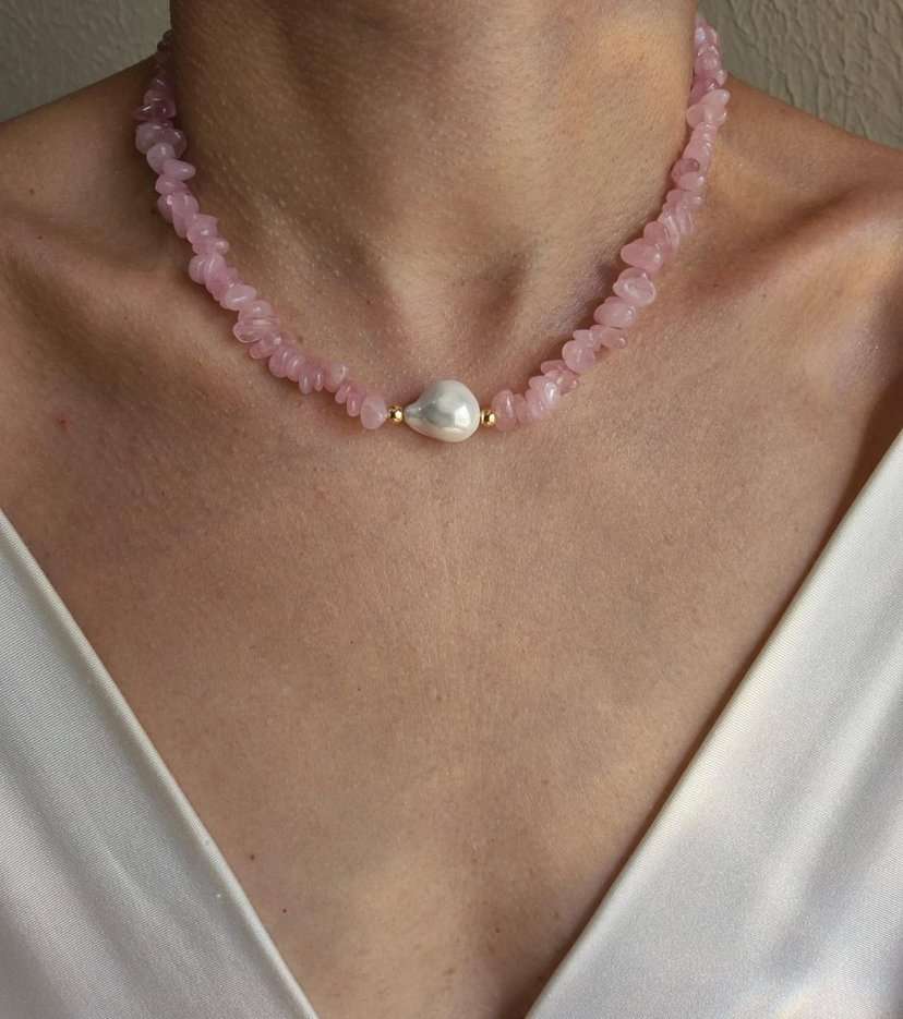 Colar quartzo rosa e pérola shell