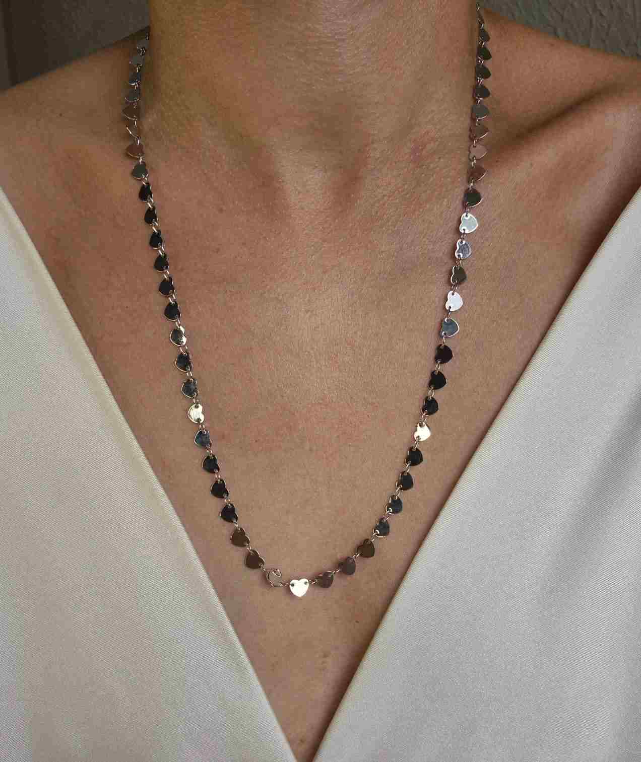 Colar longo corrente corações banhada a ródio