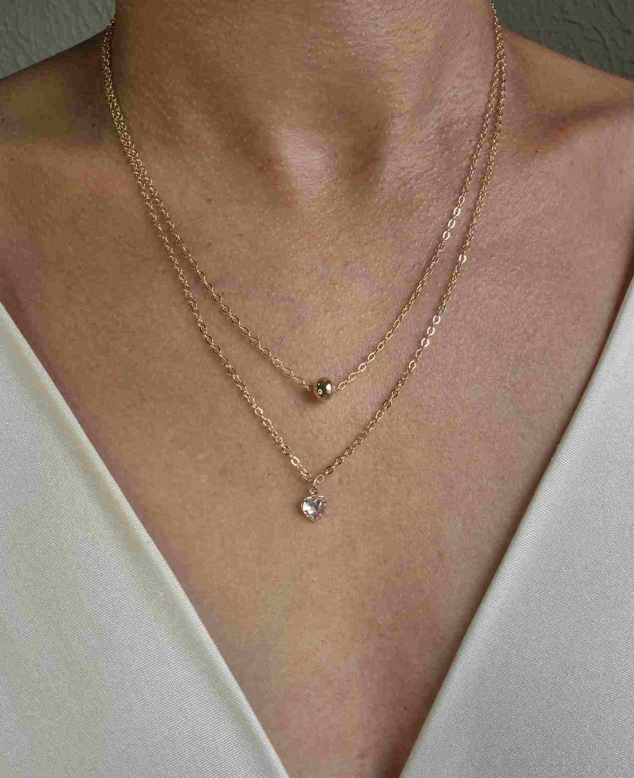 Colar corrente duplo com pingentes banhado a ouro 18k