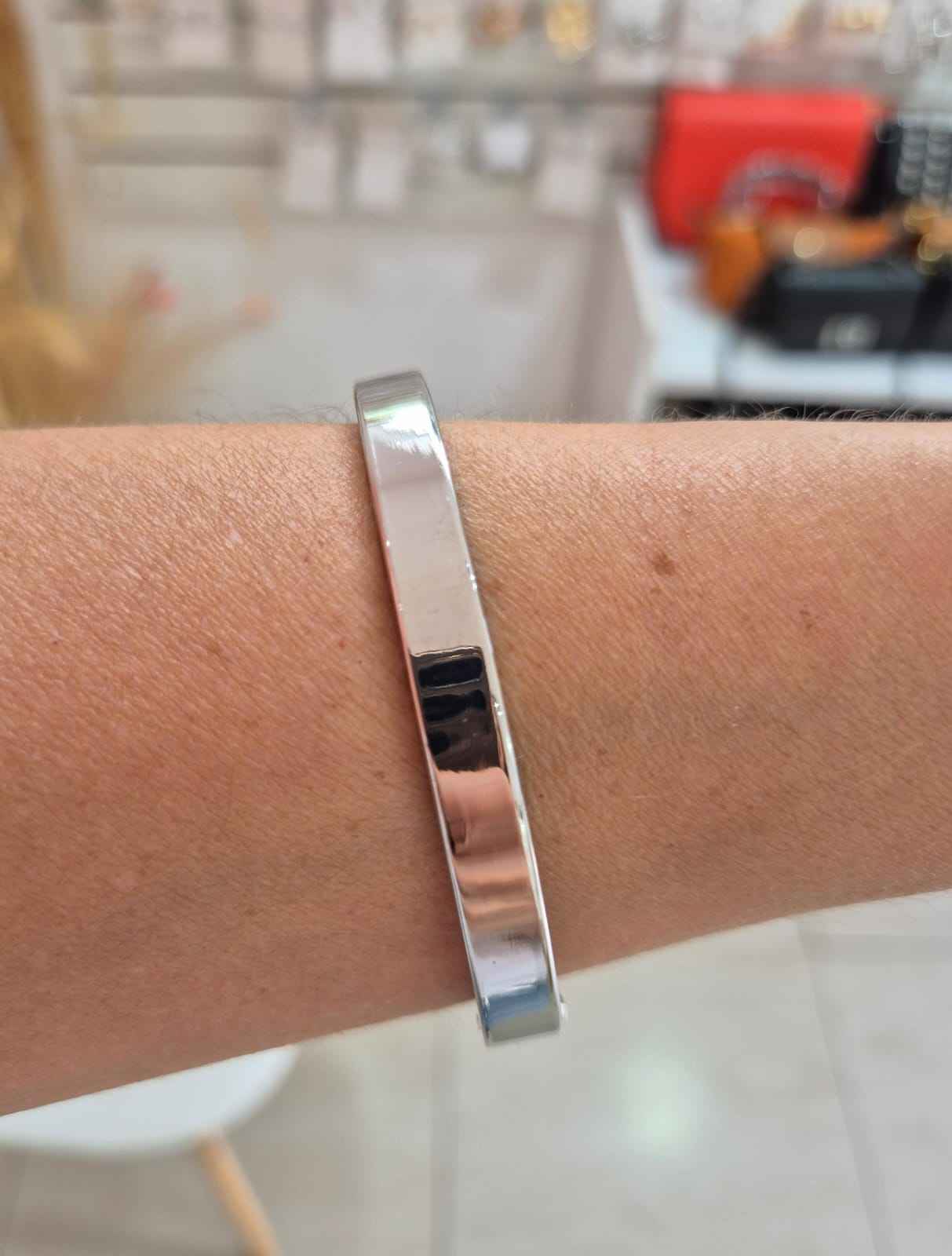 Bracelete reto minimalista prateado