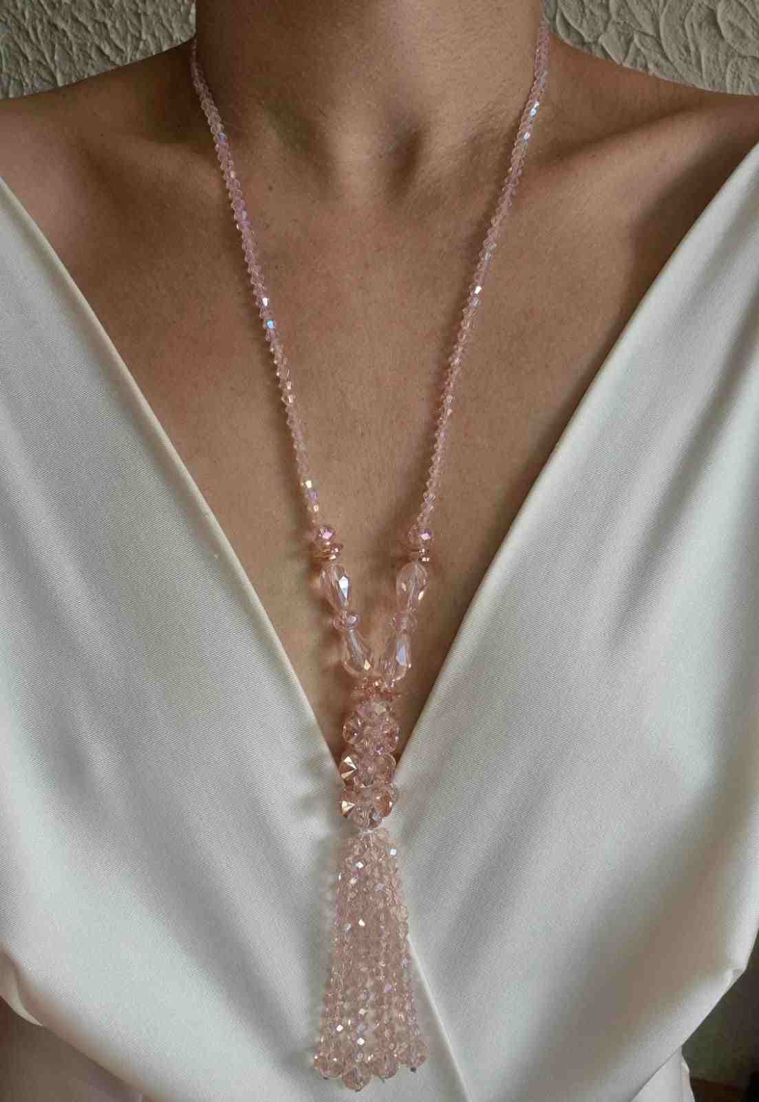 Colar longo cristais rosa com tassel