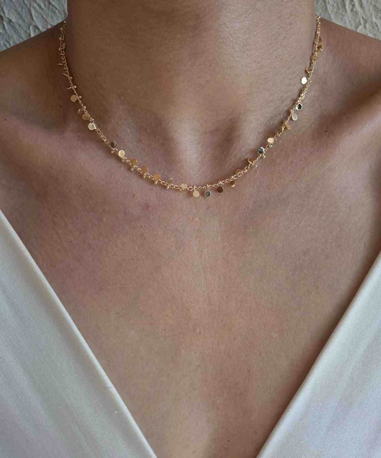 Chocker moedinhas banhado a ouro 18k