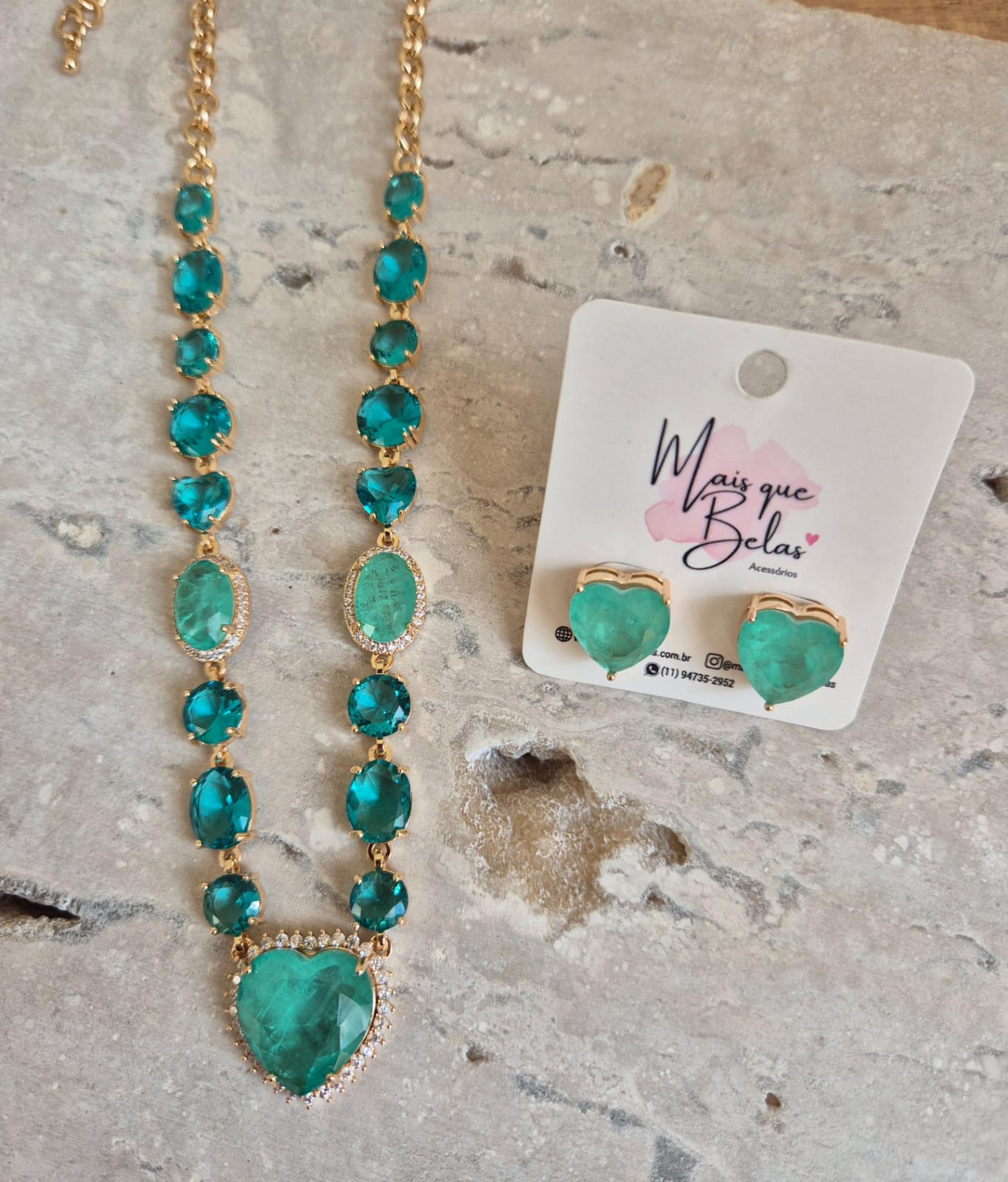 Conjunto colar e brinco cristais transparentes e verdes banhado a ouro 18k