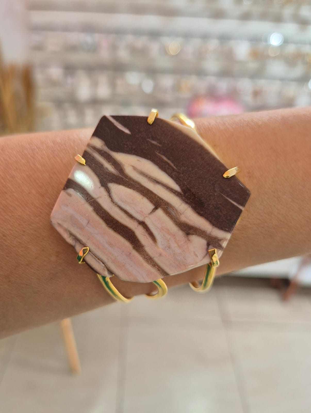Bracelete jaspe banhado ouro 18k