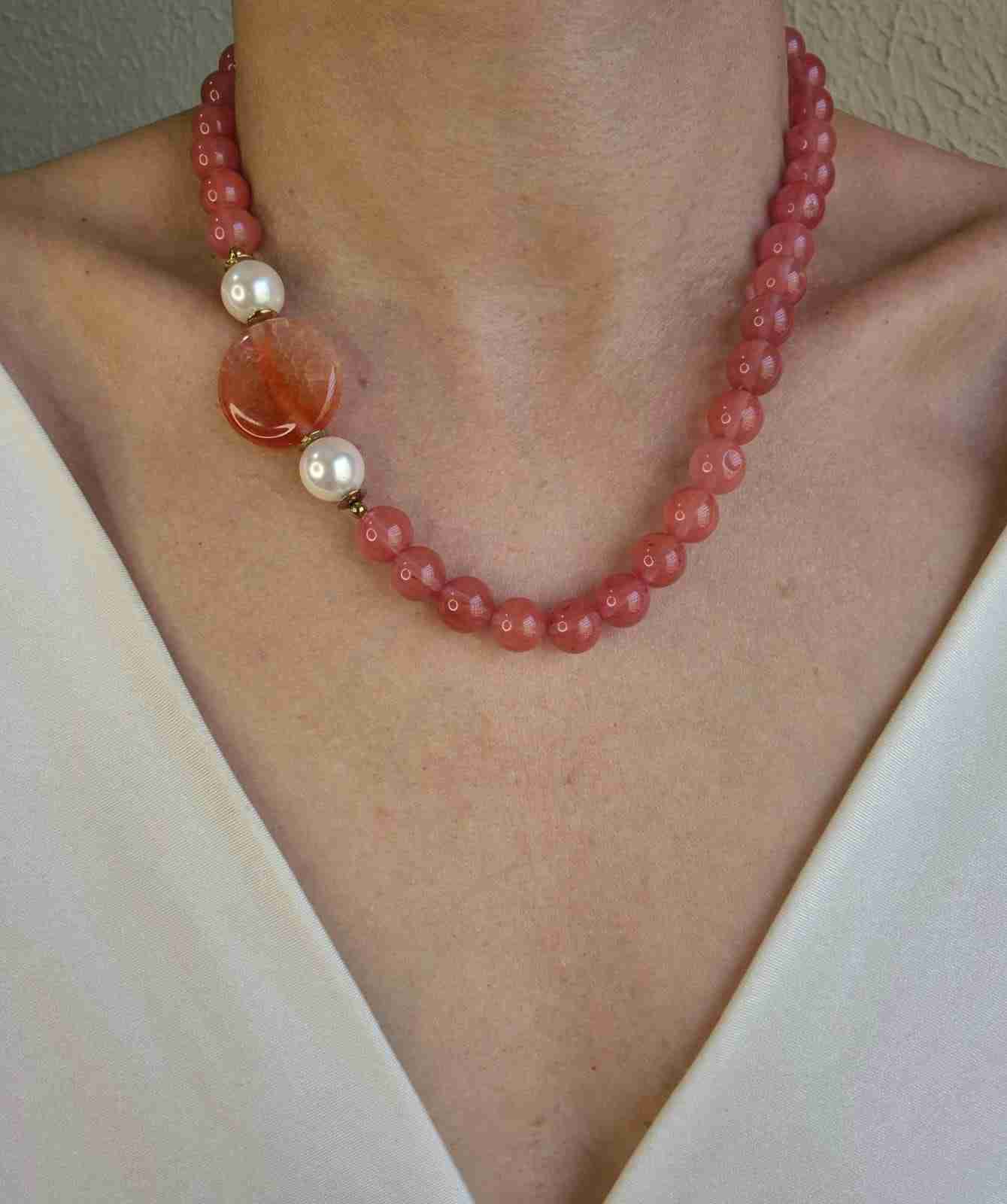 Colar  quartzo cherry com ágata laranja e pérolas shell