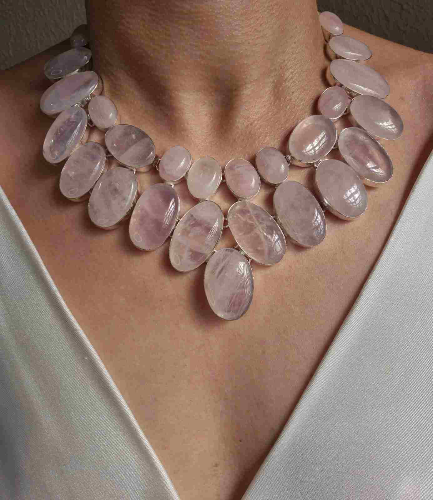 Maxi Colar quartzo rosa pedras ovais